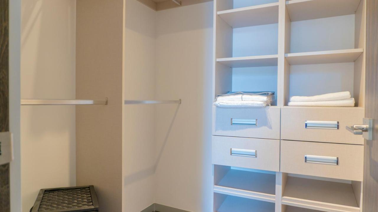 Bee Suites Santa Ana Esterno foto